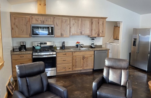 Soldotna Cottage | Soldotna Kenai Moose Lane Cottage # 4 Central to Kenai River Fishing