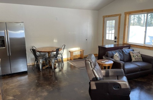 Soldotna Cottage | Soldotna Kenai Moose Lane Cottage # 4 Central to Kenai River Fishing