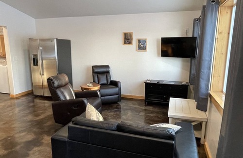 Soldotna Cottage | Soldotna Moose Lane Cottages #1 Central to Kenai Peninsula Fishing and Soldotna