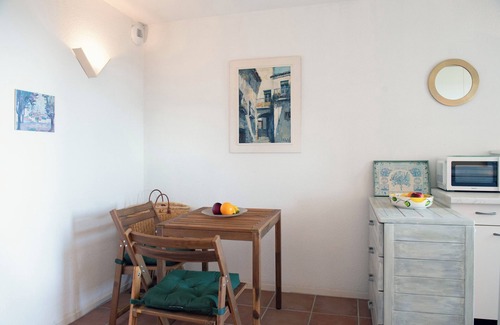 La Croix-Valmer Apartment | Soleil ☀️— cosy apartment with sea view, 5 min. from village center (max.3 pers.)