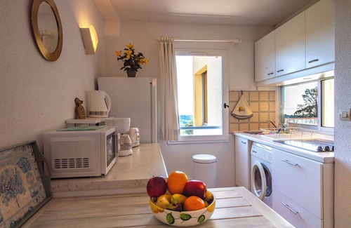 La Croix-Valmer Apartment | Soleil ☀️— cosy apartment with sea view, 5 min. from village center (max.3 pers.)