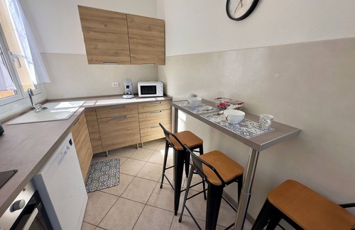 Nice Apartment | Soleil et Confort: Modern apartment in Nice