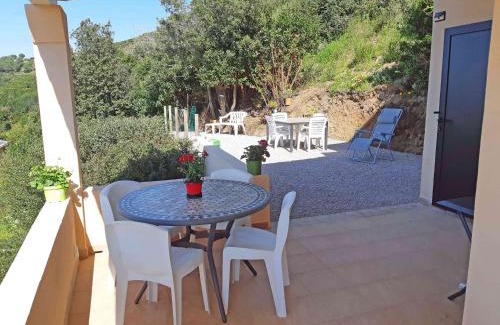 Porticcio Apartment | Soleil Topaze - 68 m2 - Terrasse - Jardinet - Transats - Vue mer panoramique sur toute la baie