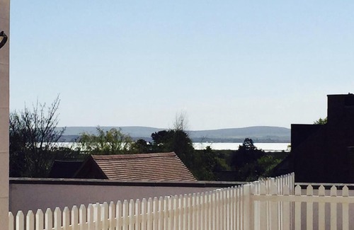 New Forest District House | Solent Haven, Lymington with sea views and parking