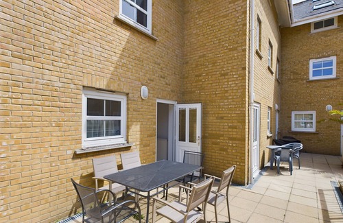 Bembridge Ski Chalet | Solent Landing No. 12A - Beachfront