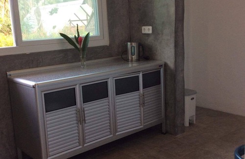 Bang Saphan House | Solid bungalow, 200 m to the beach
