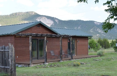 Eagar Cabin | Solitude -Relaxing - Hiking - Birding - Fishing - (No Pets)