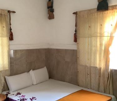 Nsawam House | SOLO AFRICAN GUEST hOUSE