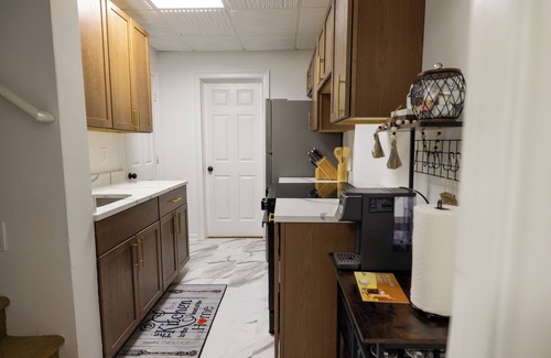Lawrenceville Apartment | Solo Travelers' Private Riverside Suite Perfect for Business and Remote