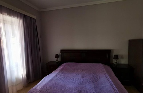 Sololaki Apartment | SoloHome, Restful Guesthouse in Old Tbilisi