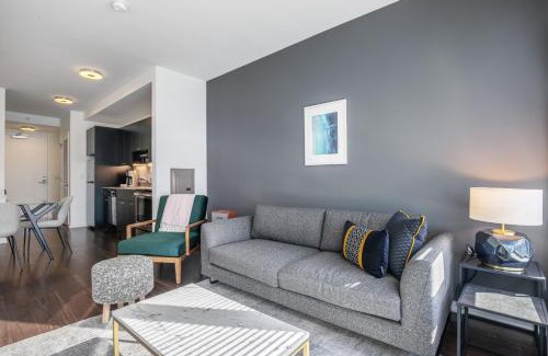 Downtown San Francisco Apartment | SoMa 1BR w Gym Roofdeck WD nr BART Muni SFO-248