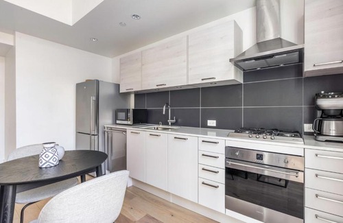 Mid-Market Apartment | Soma 1BR w Parking BBQ Lounge nr BART SFO-415