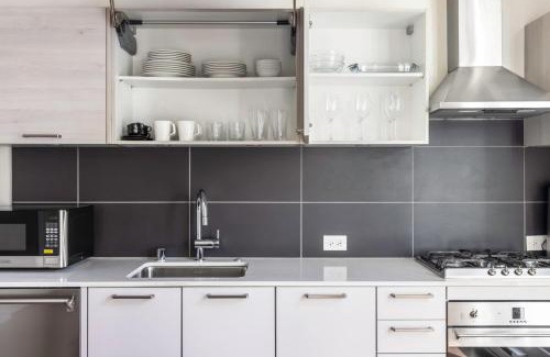 Mid-Market Apartment | Soma 1BR w Parking BBQ Lounge nr BART SFO-415