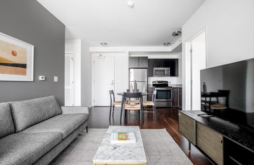 Downtown San Francisco Apartment | SoMa 2BR w Gym Roofdeck nr Pinterest SFO-332