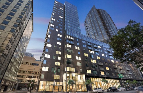Downtown San Francisco Apartment | SoMa Studio w/Office by Anyplace - 10765