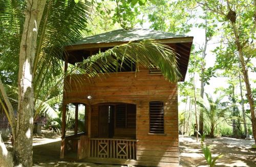 Little London Cabin | Somali Jungle Eco Lodge and Cabins