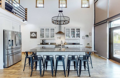 Senecaville House | Some Kind of Wonderful: Escape Near Seneca Lake