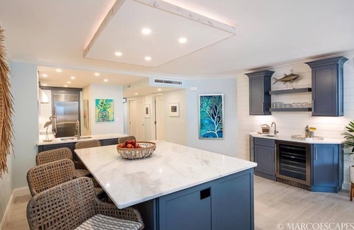 Marco Island Condo | SOMERSET 208 - A Coastal 3 Bedroom on the Beach! Weekly Vacations Permitted!