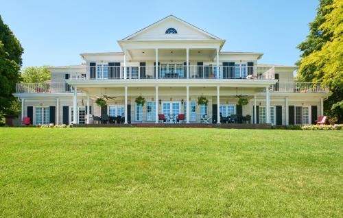 Historic Old Town Bed & Breakfast | Somerset - A Private Retreat