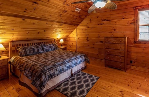 Luray Cabin | Somerset Cabin