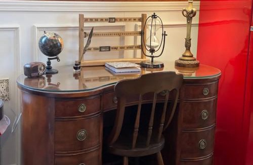 Fredonia House | Something to Write Home about