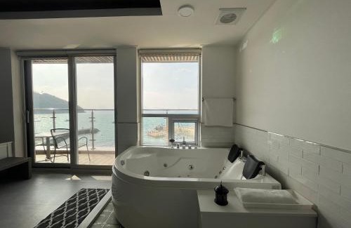 Namhae House | Somewhales Pension