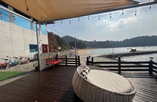 Namhae House | Somewhales Pension