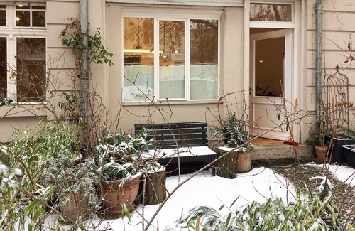 Schoeneberg Apartment | somewhere else - a modern, green, stylish & cozy city apartment