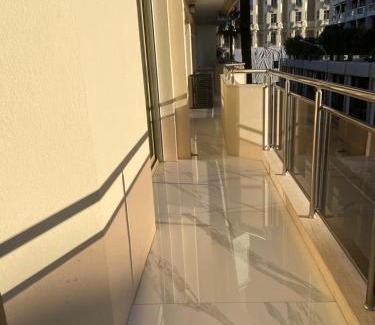 Cannes City Centre Apartment | Somptueux logement,Cannes Croisette,4 Étoiles*