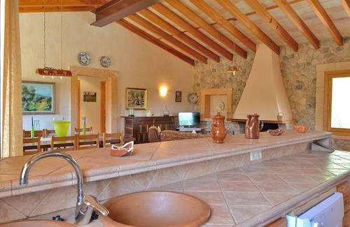 Llubi Villa | Son Bernat 137 cosy finca in the countryside with private pool, terrace, garden and WiFi