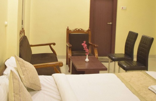 Dumka Hotel | SONA HOTEL