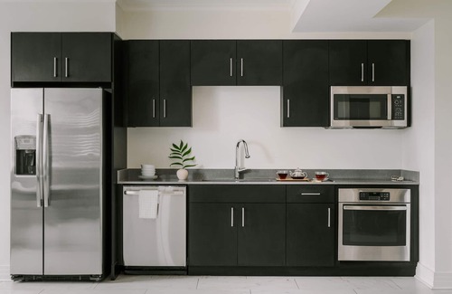 Central Business District Apartment | Sonder at 1500 Canal | Superior One-Bedroom Apartment