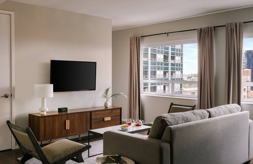 Downtown Dallas Apartment | Sonder at Commerce | Two-Bedroom Apartment