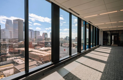 Warehouse District Apartment | Sonder at North Loop Green | One-Bedroom Apartment w/Balcony