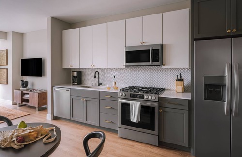 Warehouse District Apartment | Sonder at North Loop Green | Superior One-Bedroom Apartment w/Balcony City View