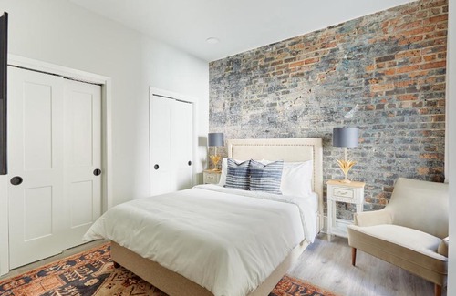 Central Business District Apartment | Sonder at The Promenade