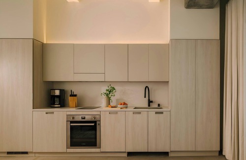 Historic Core Hotel | Sonder by Marriott Bonvoy The Craftsman Apartments Downtown LA