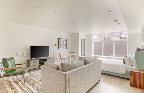 Navy Yard Apartment | Sonder Callisto