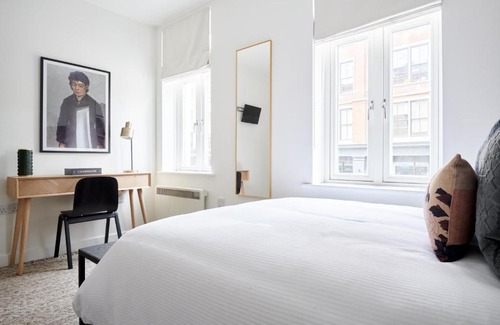 Clerkenwell Apartment | Sonder St Johns Garden