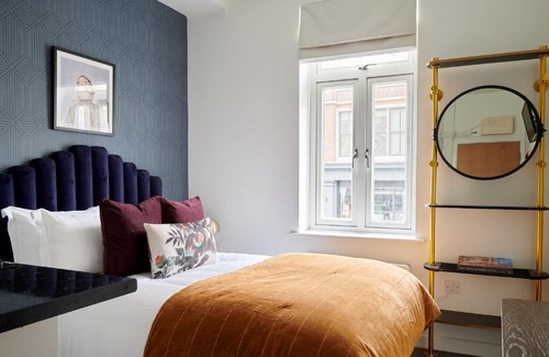 Clerkenwell Apartment | Sonder St Johns Garden