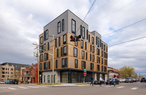 Highland Apartment | Sonder The Artesian | Studio Apartment