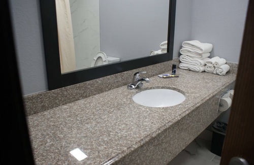 Van Buren Hotel | Sonesta Essential Van Buren Fort Smith