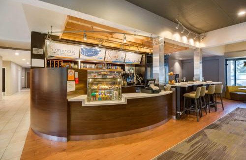 Downtown Village Hotel | Sonesta Select Huntington Beach Fountain Valley