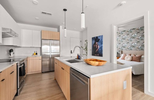Sobro Condo | Songbird Suite: condo w/pool