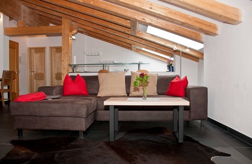 Bad Wiessee Apartment | Sonnenbichl, 3-room, top floor, east/west, mountain view, 2 balconies - Trinkl