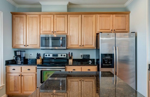Dauphin Island House | Sonny Side~Beach Front~Pet Friendly~Pool