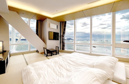 Chongp'o Hotel | Sono Calm Yeosu