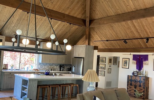 Sonoma House | Sonoma Hillside Retreat - Spacious, Serene with Views