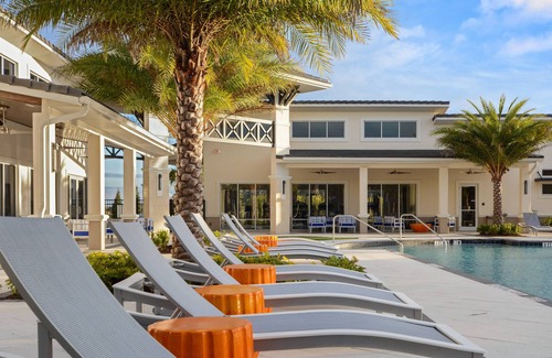 Kissimmee House | Sonoma Resort 7 Bedroom Home with Pool (1759)