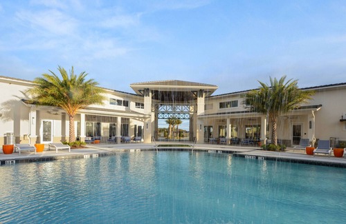 Kissimmee House | Sonoma Resort 7 Bedroom Home with Pool (1759)